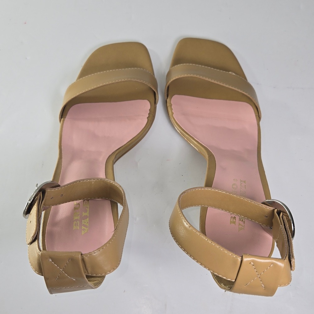 Bruno Valenti Women's Tan Leather Ankle Strap Heels Square Toe Stiletto Size 9M - Picture 3 of 11